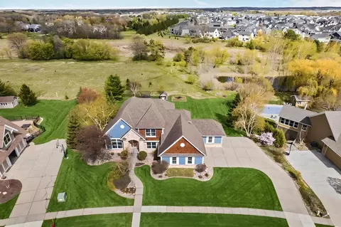 4009 Kindred Way, Lake Elmo, MN 55042