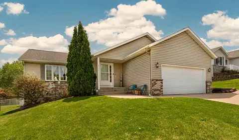 4514 5th St NW, Rochester, MN 55901
