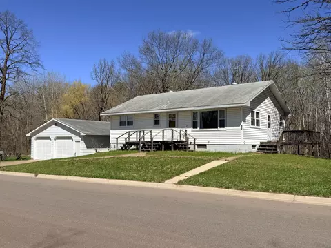 605 1st St SW, Crosby, MN 56441