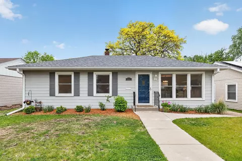 2043 Ramlow Pl, Saint Paul, MN 55116