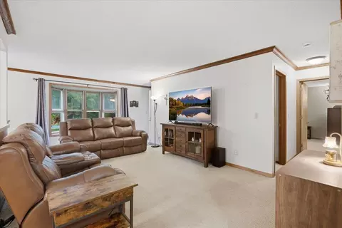 Living - 1381 Berry Ridge Rd #404, Eagan, MN 55123 photo 2 of 2