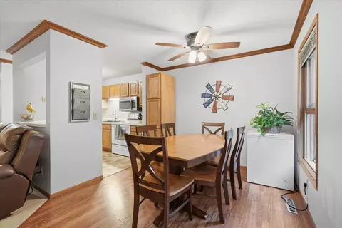 Dining - 1381 Berry Ridge Rd #404, Eagan, MN 55123 photo 1 of 2