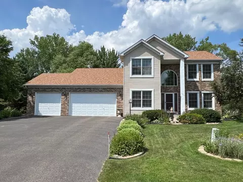 6361 Beckman Ct, Inver Grove Heights, MN 55077