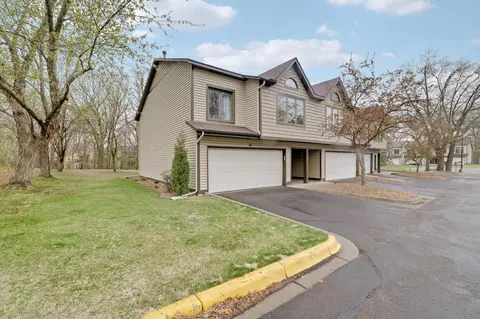 16 110th Ln NW, Coon Rapids, MN 55448