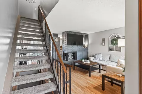 2116 Coon Rapids Blvd NW, Coon Rapids, MN 55433