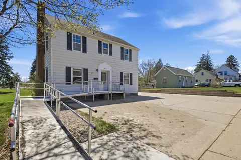 Exterior - 405 Willmar Ave SW, Willmar, MN 56201 photo 1 of 3