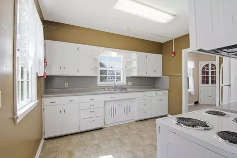 Kitchen - 405 Willmar Ave SW, Willmar, MN 56201 photo 2 of 2