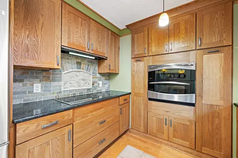Kitchen - 7016 114th Ct N, Champlin, MN 55316 photo 3 of 3