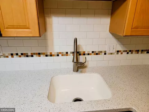 Kitchen - 1871 Silver Bell Rd #321, Eagan, MN 55122 photo 2 of 3