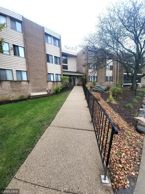 Other - 1871 Silver Bell Rd #321, Eagan, MN 55122 photo 8 of 9