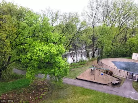 View/Area - 1871 Silver Bell Rd #321, Eagan, MN 55122 photo 1 of 1