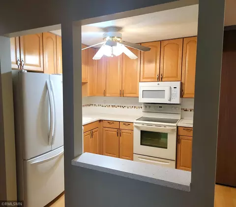 Kitchen - 1871 Silver Bell Rd #321, Eagan, MN 55122 photo 1 of 3
