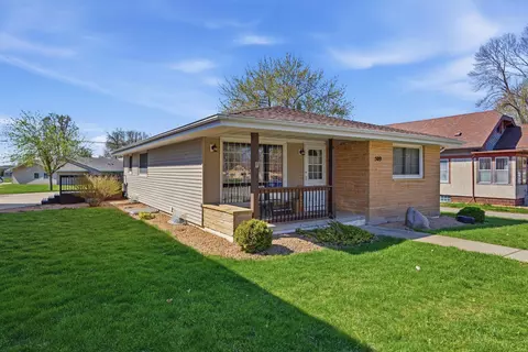509 Main St W, Silver Lake, MN 55381