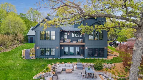 2412 Avon Dr, Mound, MN 55364