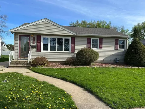 1611 4th Ave SE, Austin, MN 55912