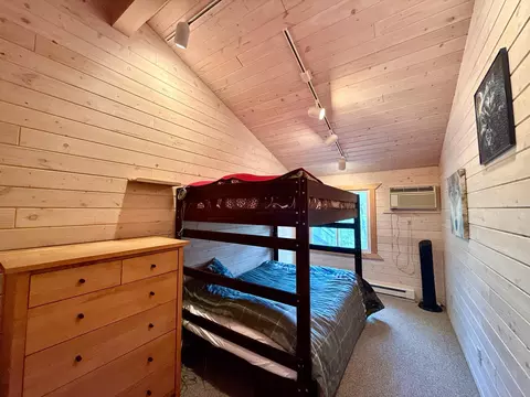 Bedroom - 5239 Barnum Rd NW, Hackensack, MN 56452 photo 6 of 6