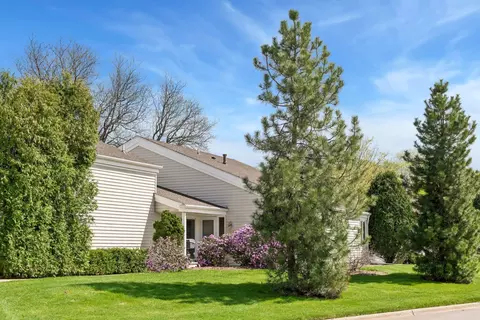7449 Landau Dr, Bloomington, MN 55438