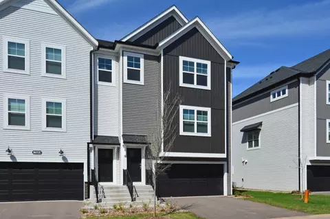 8652 Kenyon Ct NE #F, Blaine, MN 55449