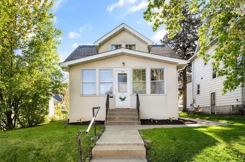 658 Smith Ave S, Saint Paul, MN 55107
