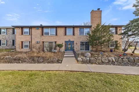 1011 11th Ave S #8, Hopkins, MN 55343