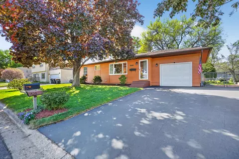 2046 Diffley Rd, Eagan, MN 55122