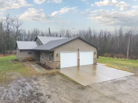 49300 Chokecherry Ln, Marcell, MN 56657