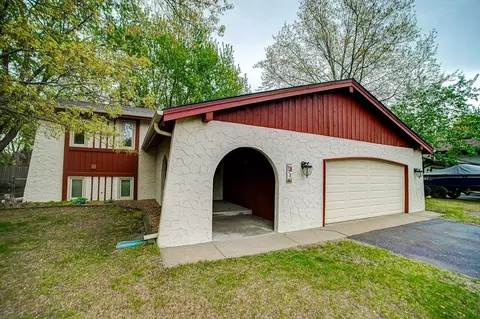 9721 Austin St NE, Circle Pines, MN 55014