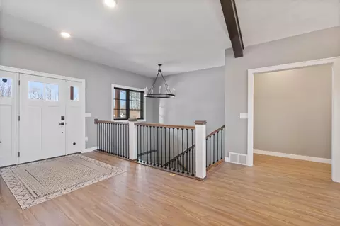 Entry Way - 3960 Peyton Ln, Duluth, MN 55811 photo 4 of 6