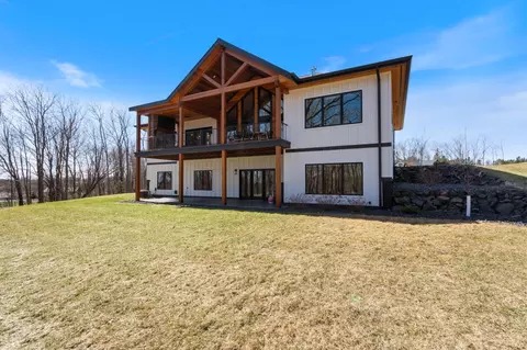 Exterior - 3960 Peyton Ln, Duluth, MN 55811 photo 11 of 11