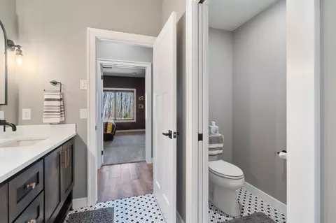 Entry Way - 3960 Peyton Ln, Duluth, MN 55811 photo 5 of 6