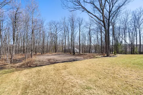 Exterior - 3960 Peyton Ln, Duluth, MN 55811 photo 10 of 11
