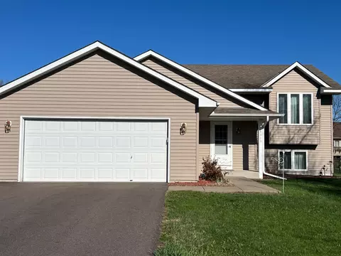 8060 Prairie Trl, Rockford, MN 55373