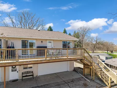 817 Kingston St N, Caledonia, MN 55921