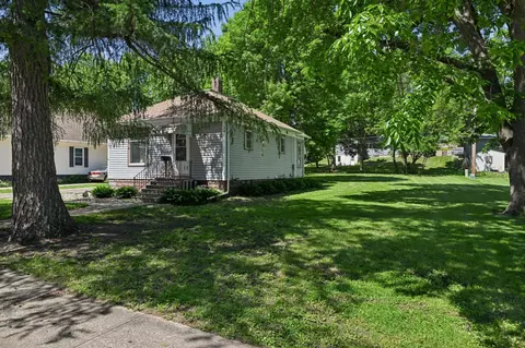 Exterior - 315 Morrison Ave, Jackson, MN 56143 photo 2 of 6