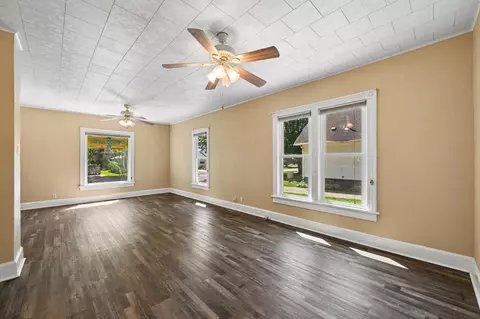 Living - 315 Morrison Ave, Jackson, MN 56143 photo 1 of 4