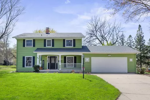 610 3rd Ave SW, Hutchinson, MN 55350