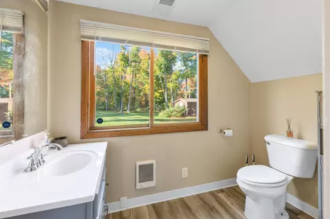 Bath - 14801 Twilight Rd, Onamia, MN 56359 photo 1 of 2