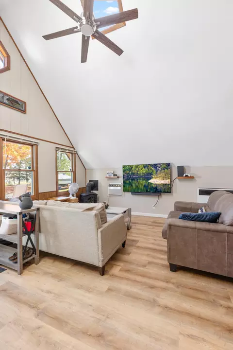 Living - 14801 Twilight Rd, Onamia, MN 56359 photo 5 of 10
