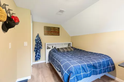 Bedroom - 14801 Twilight Rd, Onamia, MN 56359 photo 2 of 3