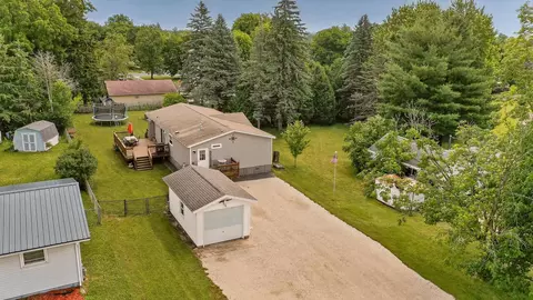 View/Area - 405 N Pleasant Ave, Spring Valley, MN 55975 photo 2 of 6
