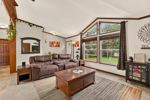 Living - 405 N Pleasant Ave, Spring Valley, MN 55975 photo 1 of 3