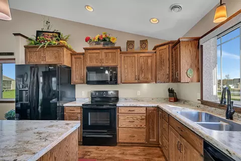 Kitchen - 153 Glenview Loop, Saint Cloud, MN 56303 photo 2 of 3