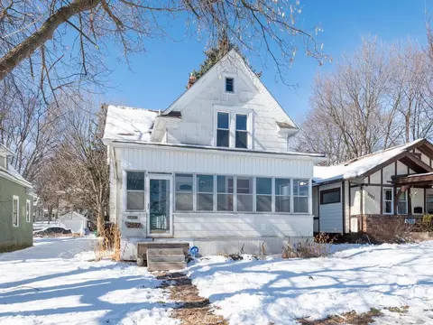 2517 Sheridan Ave N, Minneapolis, MN 55411