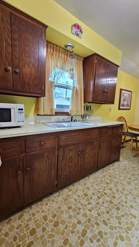 Kitchen - 339 28th Ave N, Saint Cloud, MN 56303 photo 3 of 4