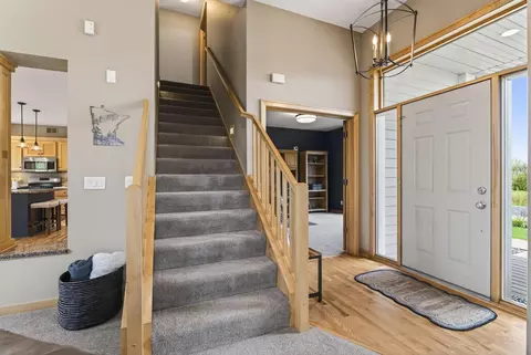 Entry Way - 4895 Eagle Ridge Rd, Independence, MN 55357 photo 4 of 6