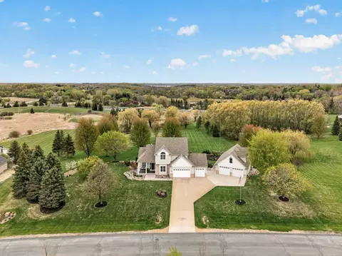 4895 Eagle Ridge Rd, Independence, MN 55357