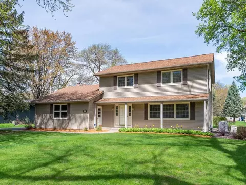 18130 19th Ave N, Plymouth, MN 55447