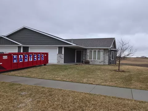 1053 Golf Vista Dr NE, Byron, MN 55920