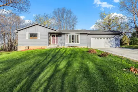 2397 Lachman Ave NE, Saint Michael, MN 55376