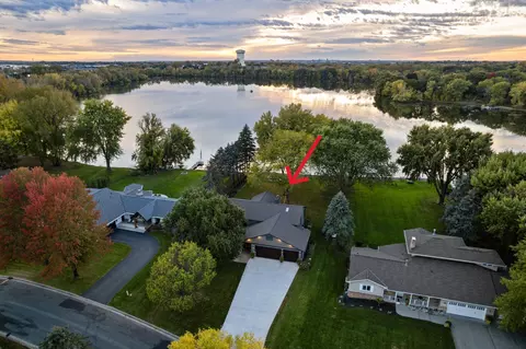 2311 Swan Dr, Mendota Heights, MN 55120